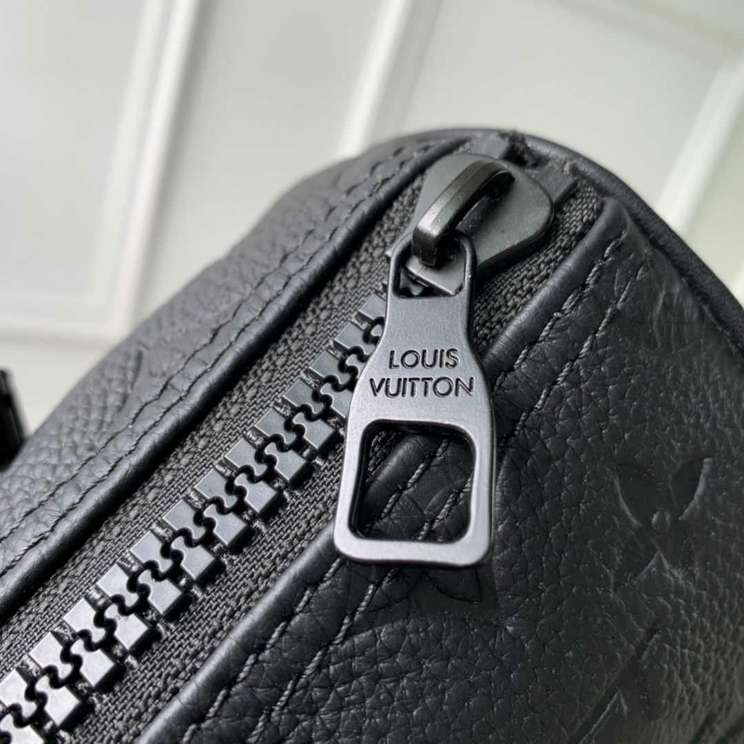Louis Vuitton Keepall Bandoulière 25 M20900 Monogram Taurillon Leather - Default Title - View 8
