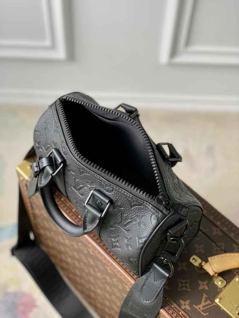 Louis Vuitton Keepall Bandoulière 25 M20900 Monogram Taurillon Leather - Default Title - View 5