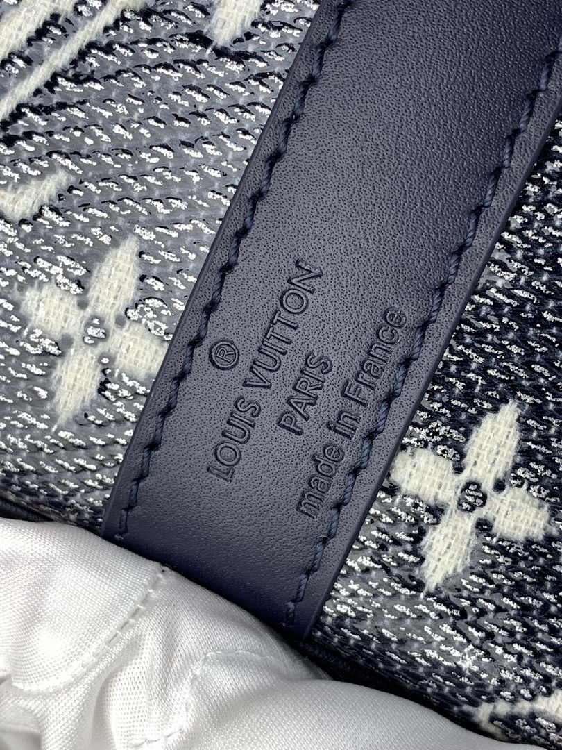Louis Vuitton Keepall Bandouliere 45 Bag M22923 Blue Monoglam Canvas