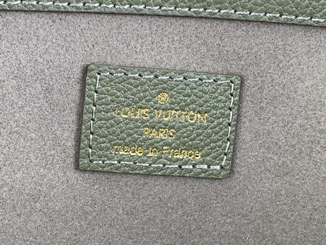 Louis Vuitton Keepall Bandouliere 45 Travel Bag M46671 Green Leather
