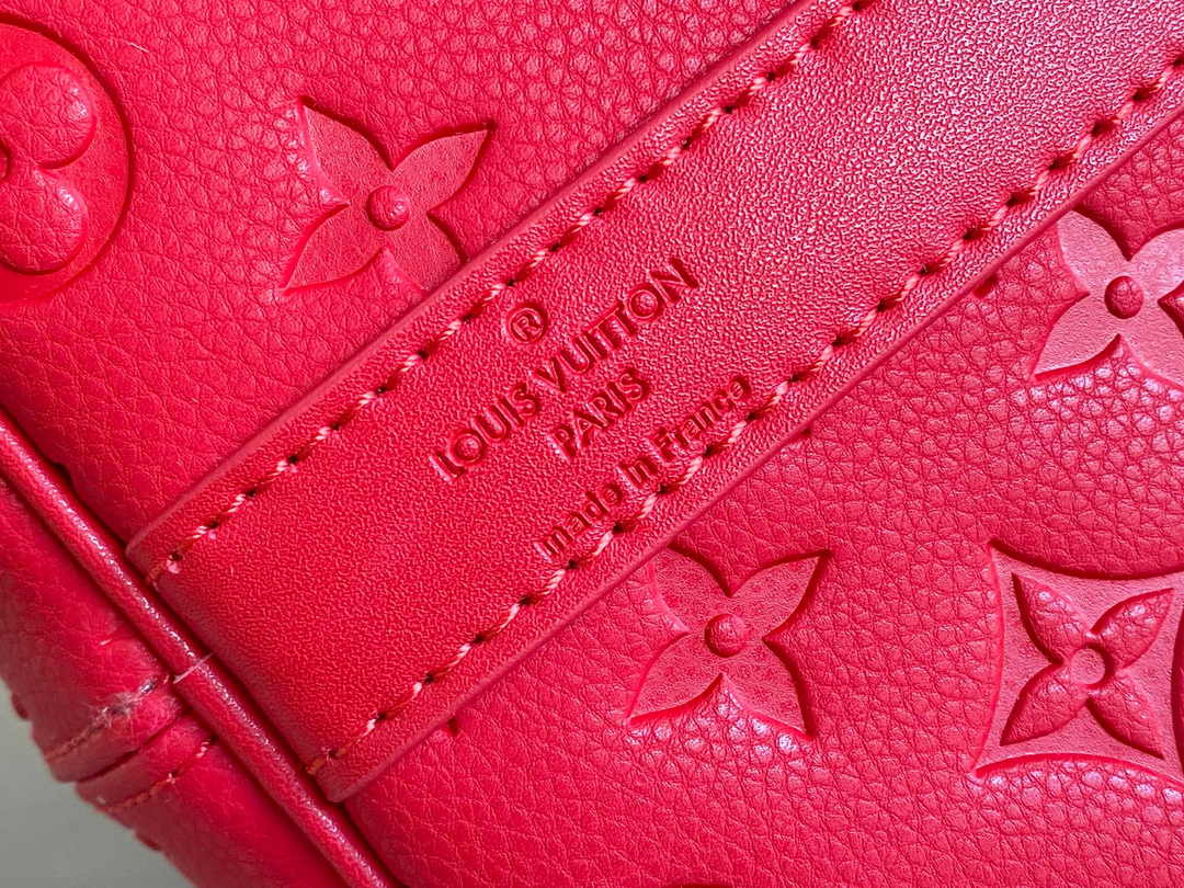 Louis Vuitton Keepall Bandoulière 50 M23750 Red Leather
