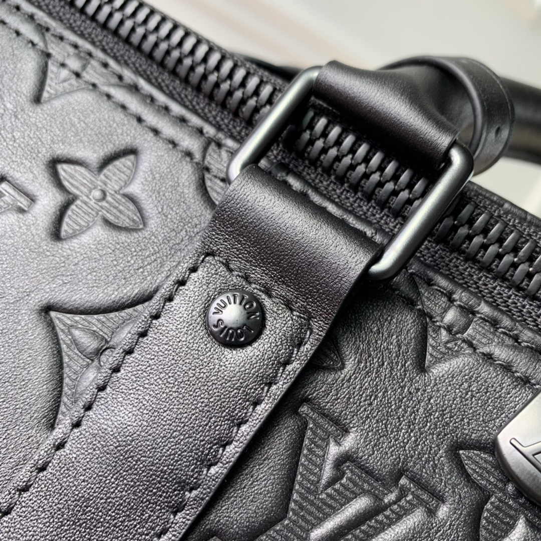 Louis Vuitton Keepall Bandoulière 50 M44810 Black Leather