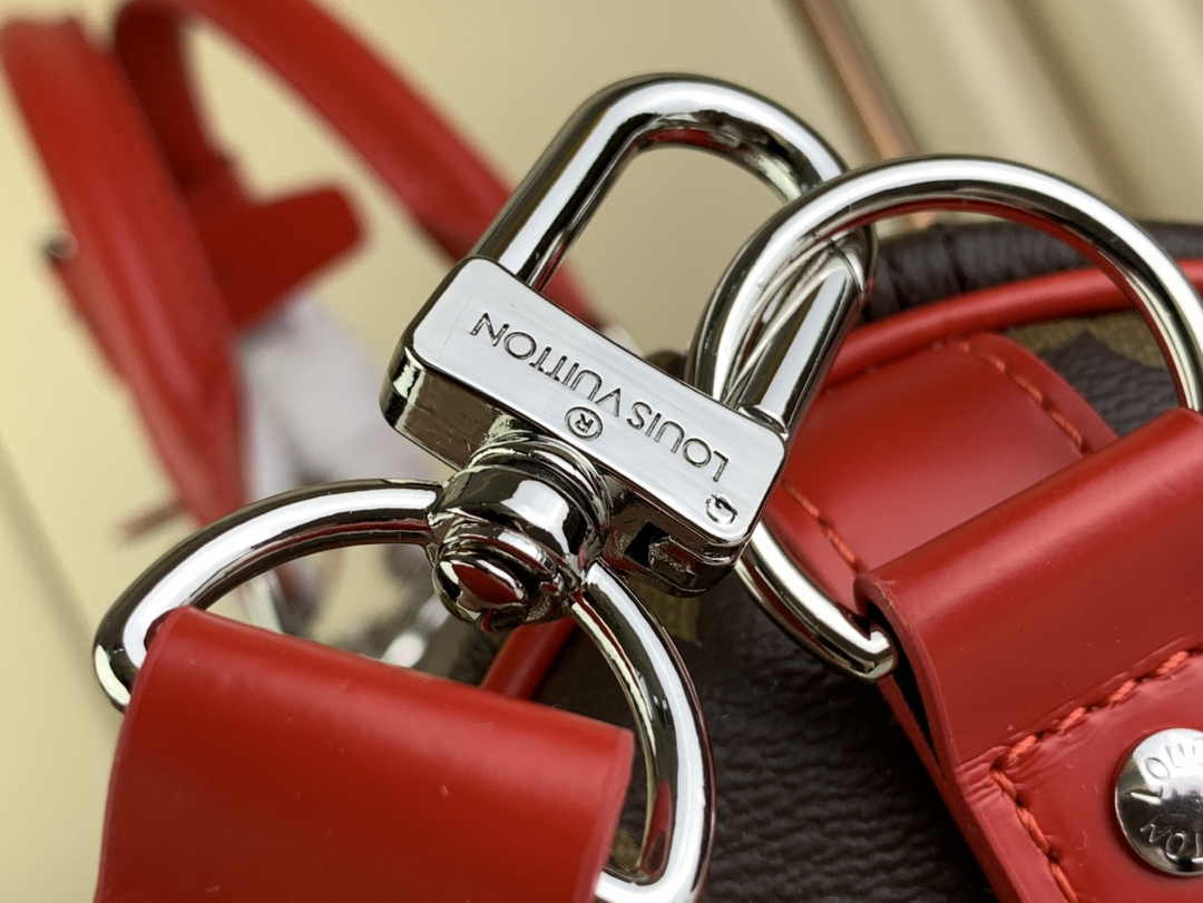 Louis Vuitton Keepall Bandoulière 50 M46769 Monogram Canvas Red