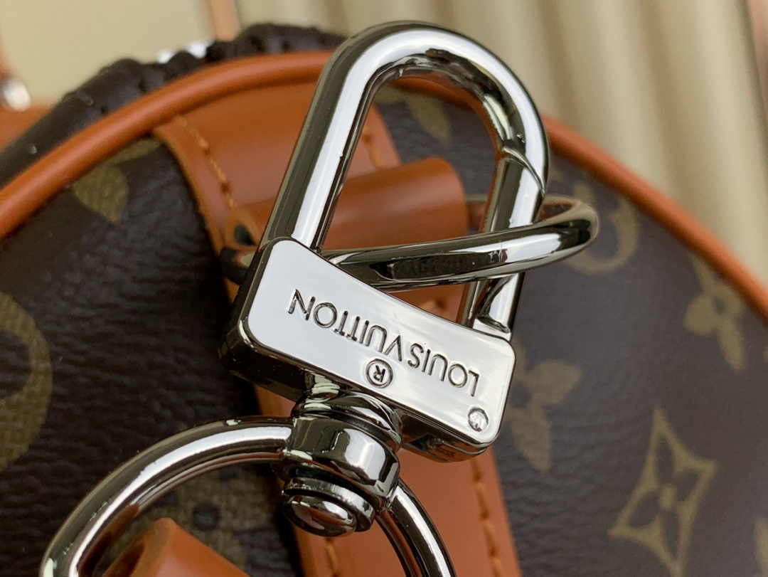 Louis Vuitton Keepall Bandoulière 50 M46770 Monogram Canvas Orange