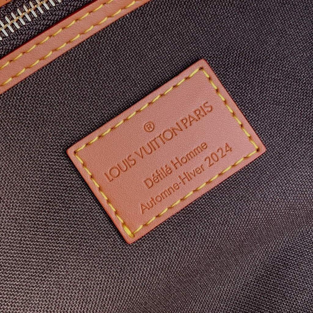 Louis Vuitton Keepall Bandoulière 50 Bag M11541