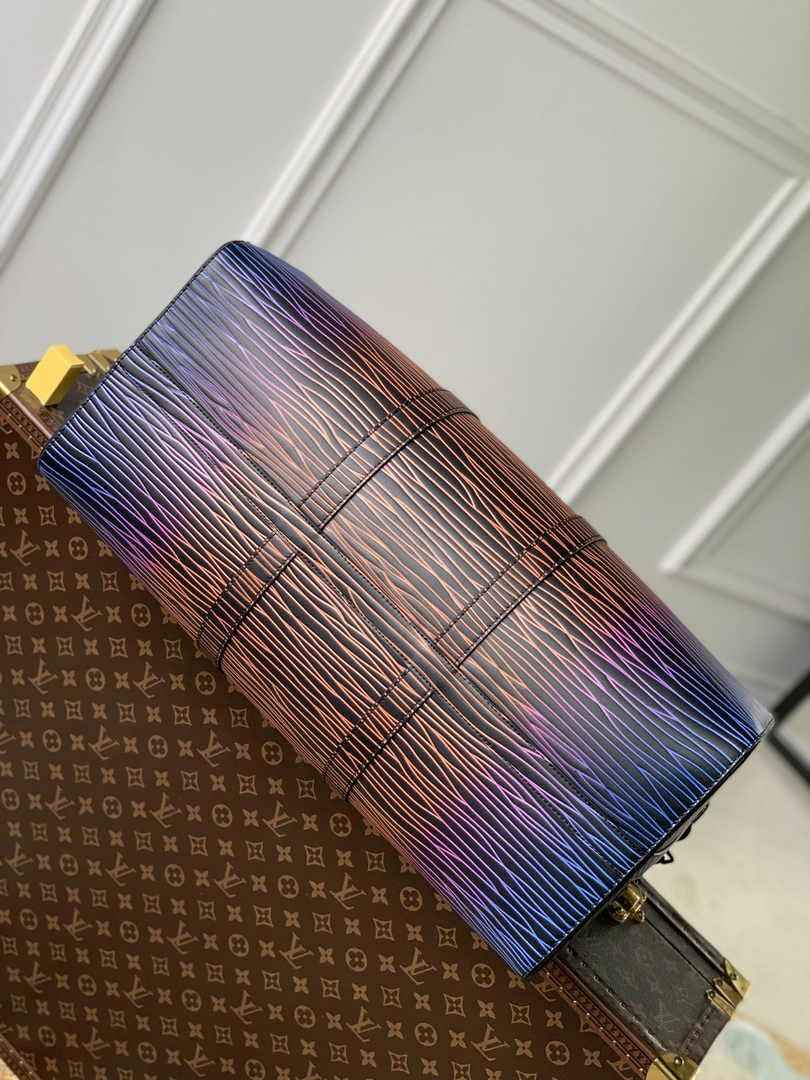 Louis Vuitton Keepall Bandouliere 50 Bag M23174 Gradient Electric Sun