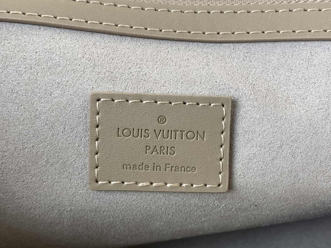 Louis Vuitton Keepall Bandoulière 50 M46114 Gray Leather