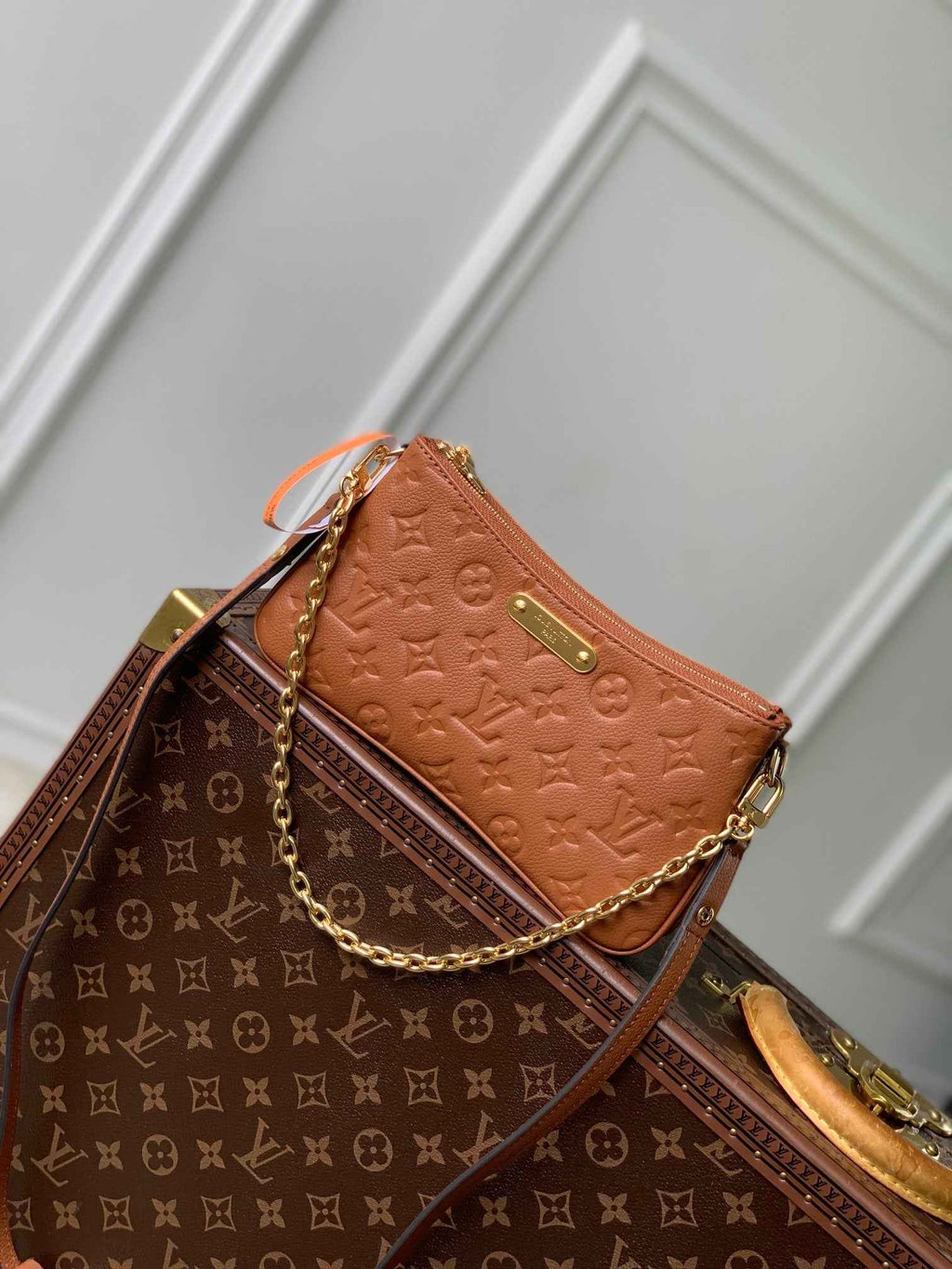 Louis Vuitton Liv Pochette Bag M83301 Brown Leather