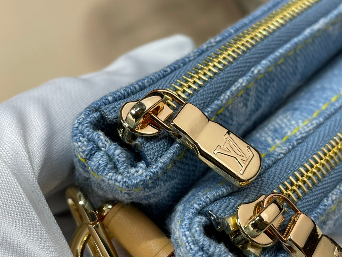 Louis Vuitton Liv Pochette Bag M14159 Blue Washed