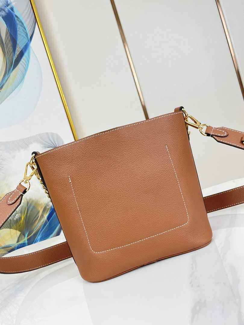 Louis Vuitton Lock and Walk Lockme M24165 Brown Grained calf leather - Default Title - View 3