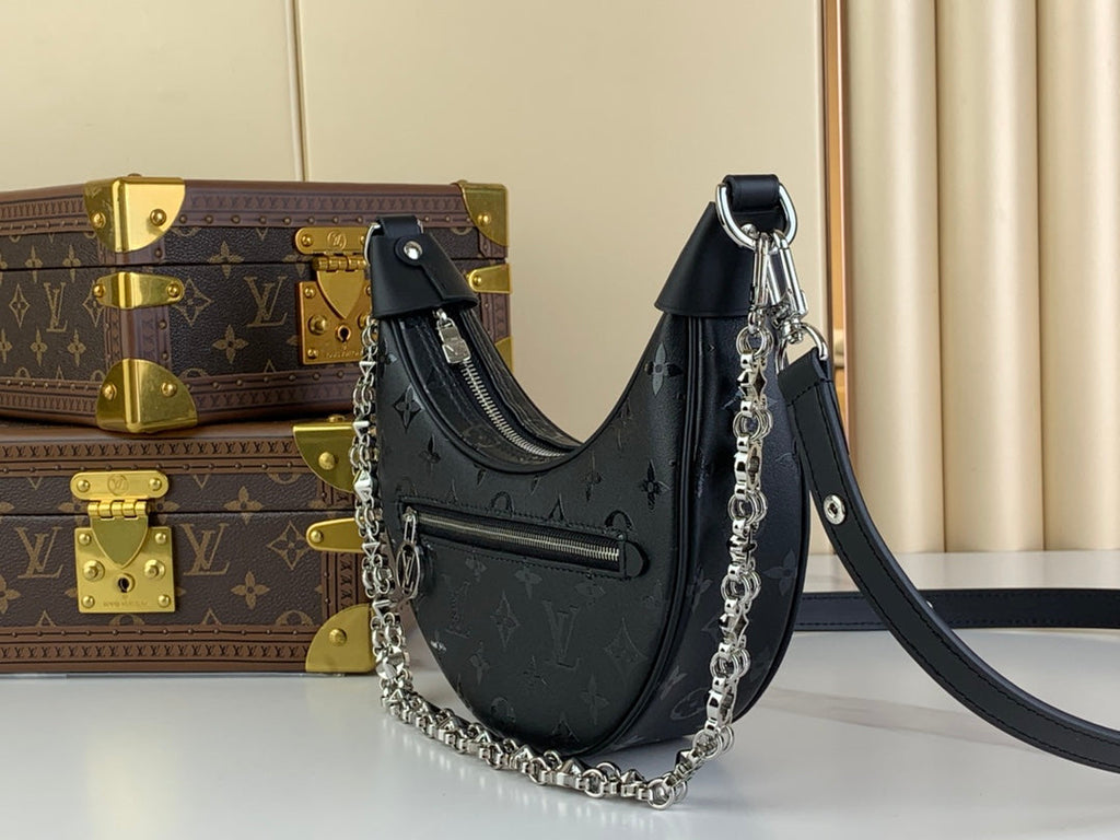 Louis Vuitton Loop Bag M11267 Black Calfskin - Default Title - View 2