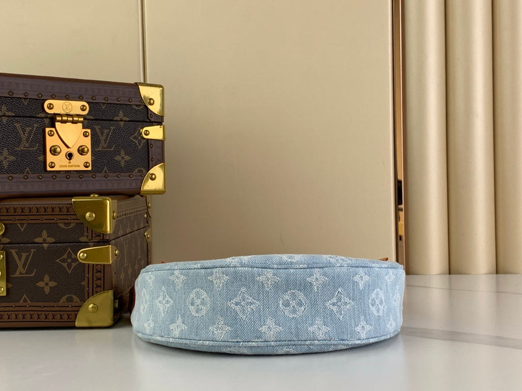 Louis Vuitton Loop Bag M24846 Sky Blue Denim - Default Title - View 4
