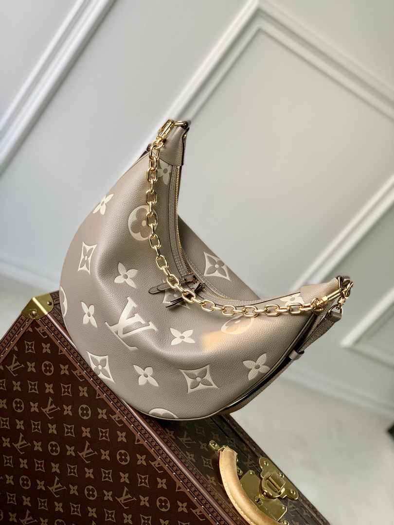 Louis Vuitton Loop Hobo M46738 Dove Gray Monogram Leather