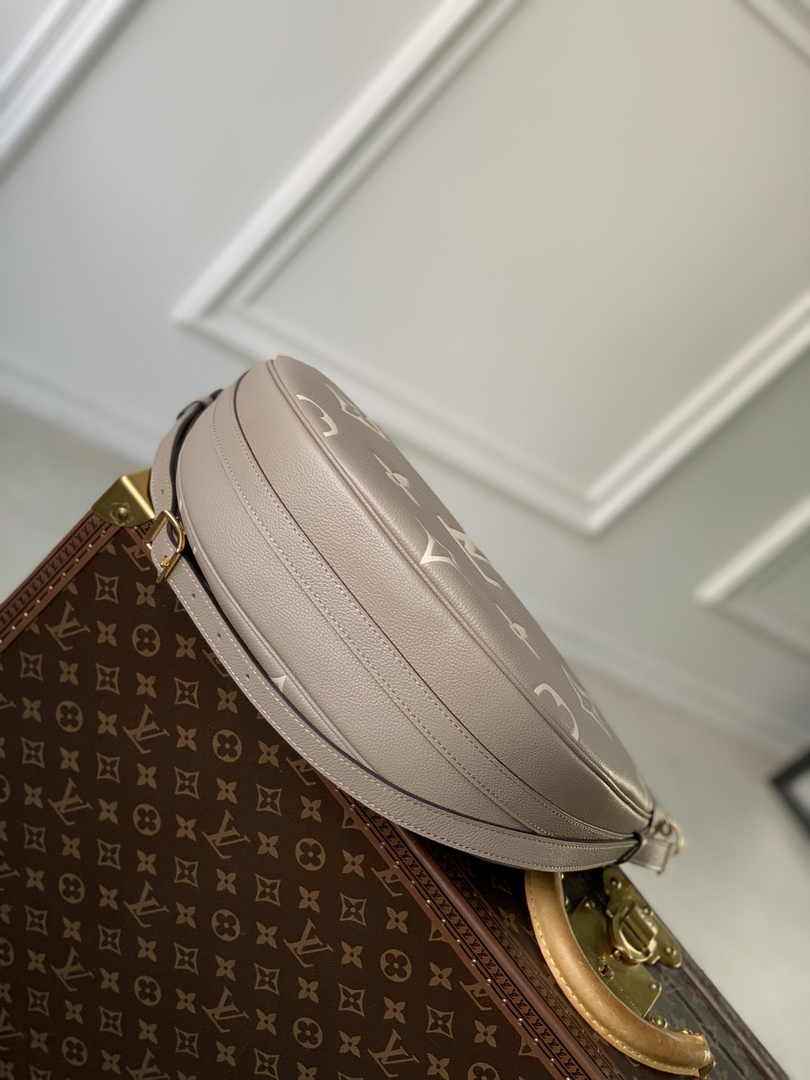 Louis Vuitton Loop Hobo M46738 Dove Gray Monogram Leather