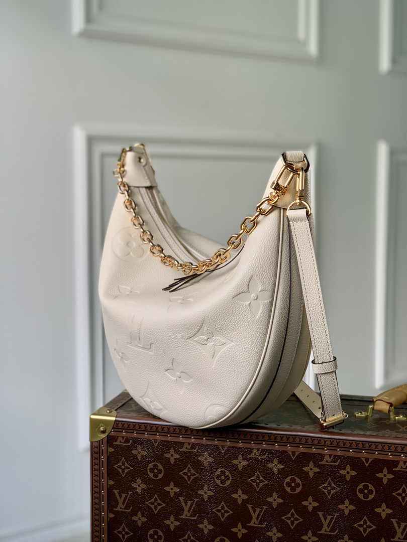 Louis Vuitton Loop Hobo M46739 Cream Monogram Leather