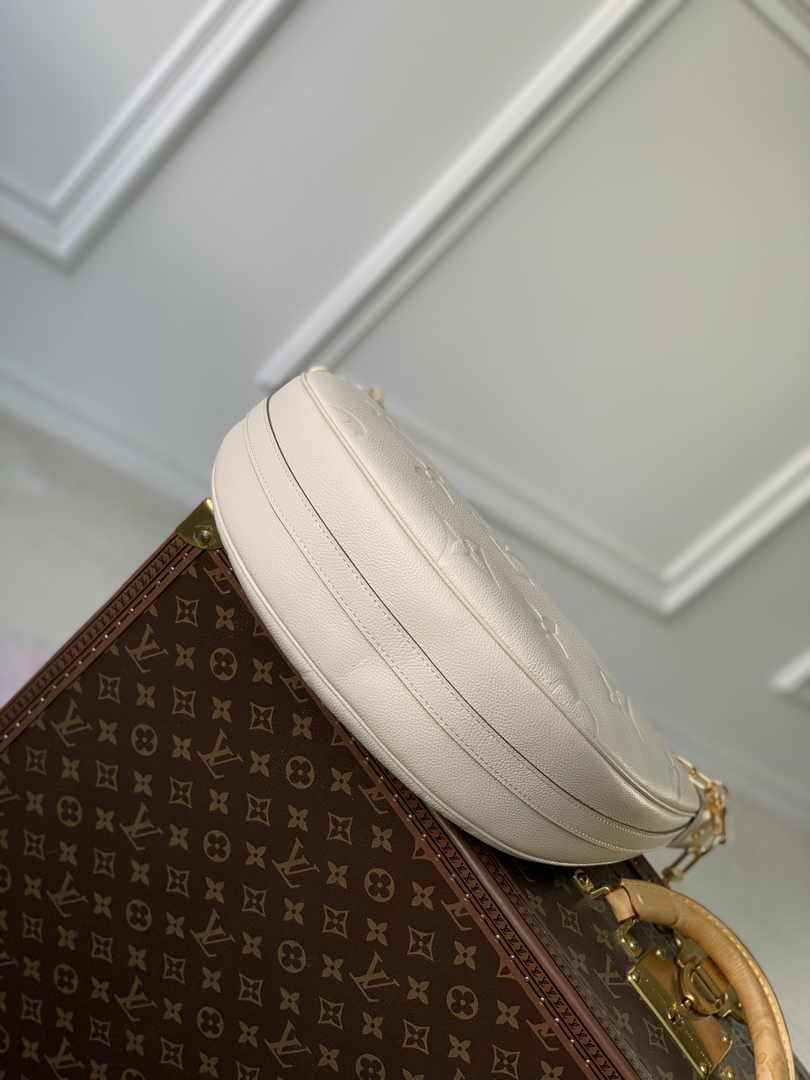 Louis Vuitton Loop Hobo M46739 Cream Monogram Leather