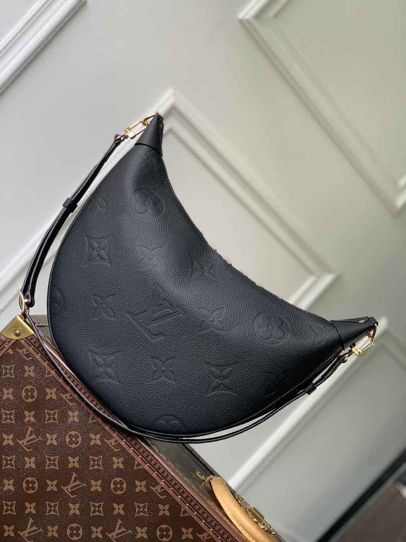 Louis Vuitton Loop Hobo M46725 Black Monogram Leather