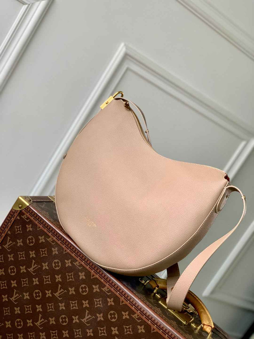 Louis Vuitton Low Key Cookie MM Bag M14635 Walnut Calf leather
