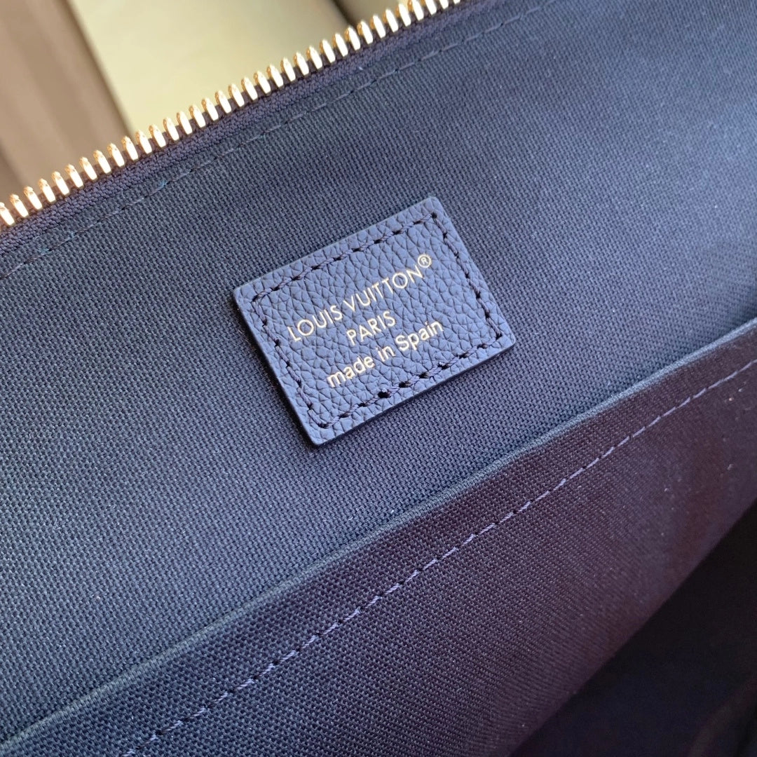 Louis Vuitton Low Key Duffle Tote M26257 Black Leather