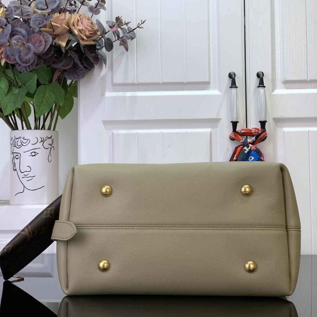 Louis Vuitton Low Key Hobo MM Bag M24988 Khaki Grained calfskin