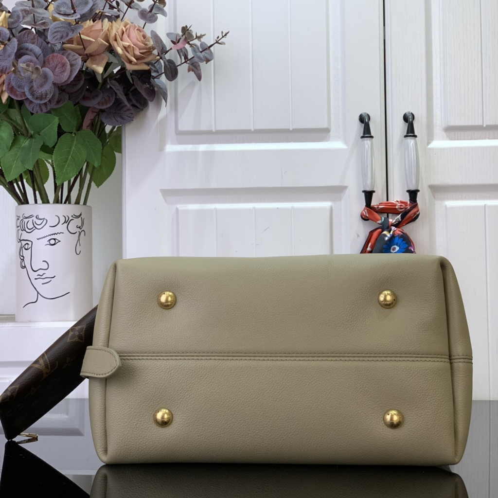 Louis Vuitton Low Key Hobo MM Bag M24988 Khaki Grained calfskin - Default Title - View 4