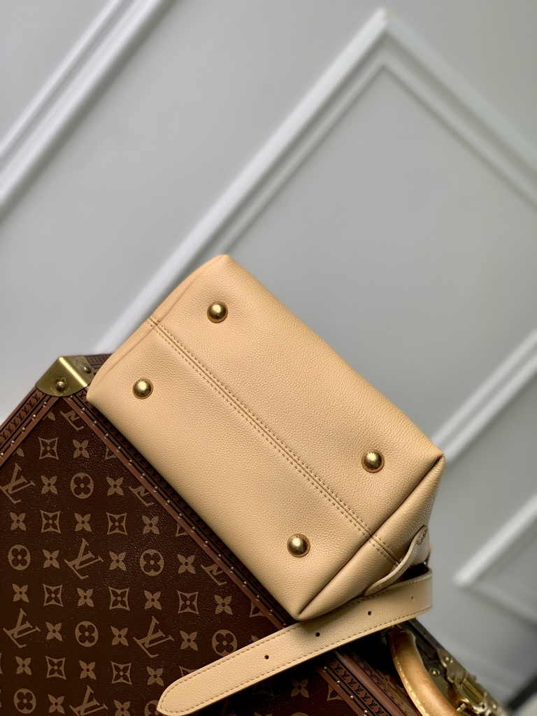 Louis Vuitton Low Key Hobo PM Bag M25354 Apricot Grained calfskin - Default Title - View 4