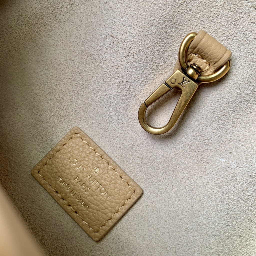 Louis Vuitton Low Key Hobo PM Bag M25354 Apricot Grained calfskin