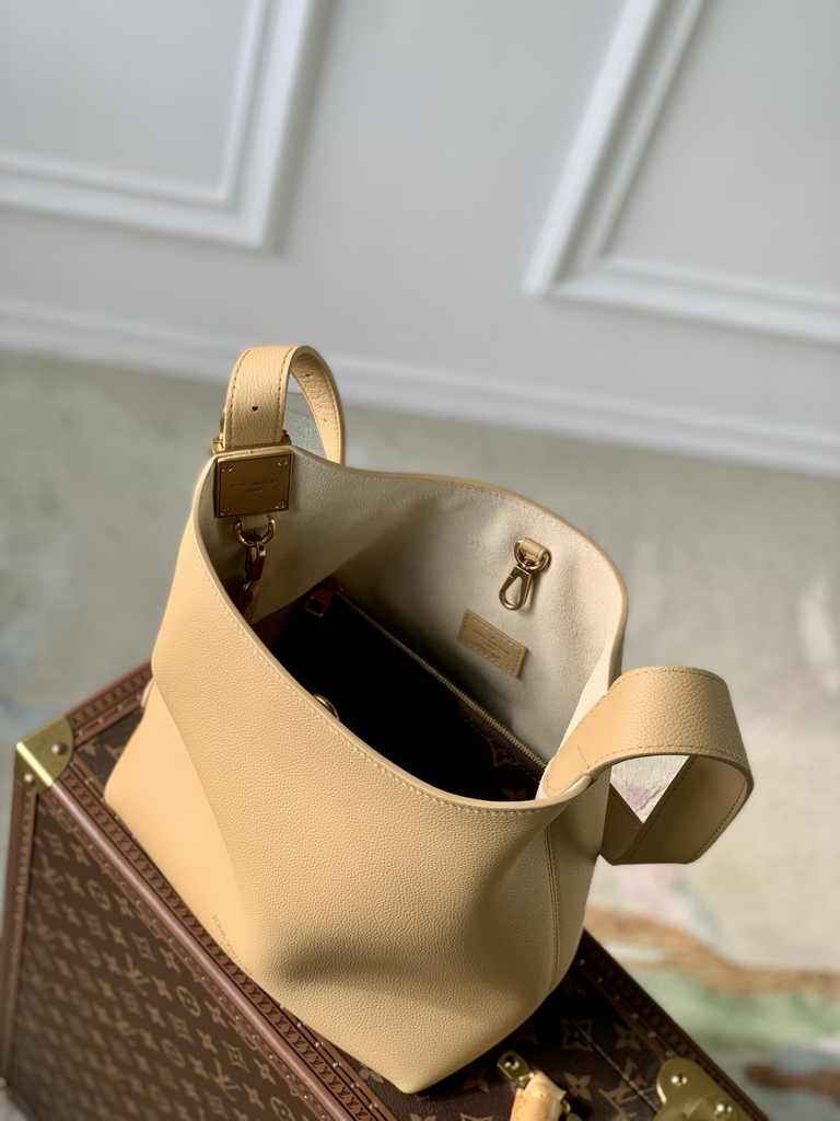 Louis Vuitton Low Key Hobo PM Bag M25354 Apricot Grained calfskin