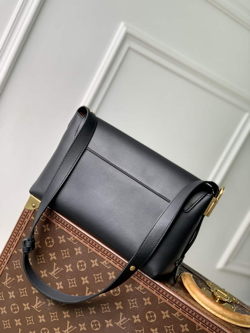 Louis Vuitton Low Key Messenger Bag M13148 Black - Default Title - View 3