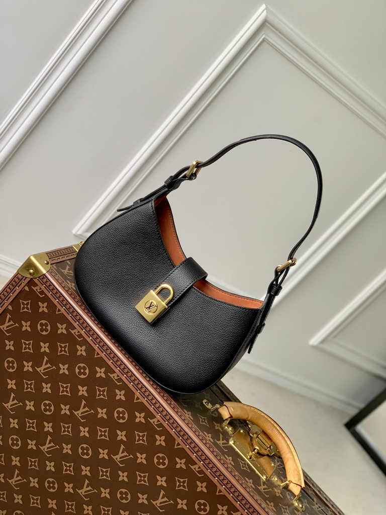 Louis Vuitton Low Key Shoulder Bag M24611 Black calfskin