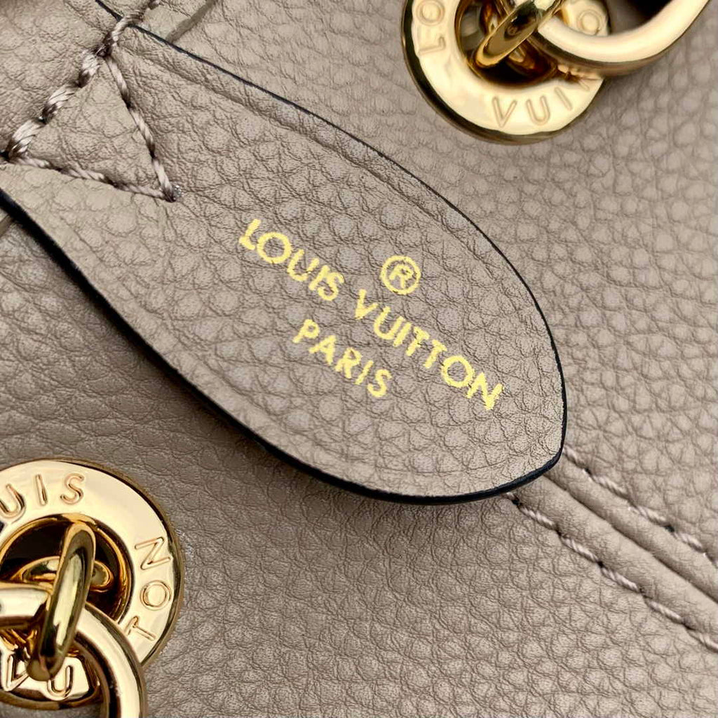 Louis Vuitton LV Bundle Bag M25453 - Default Title - View 6