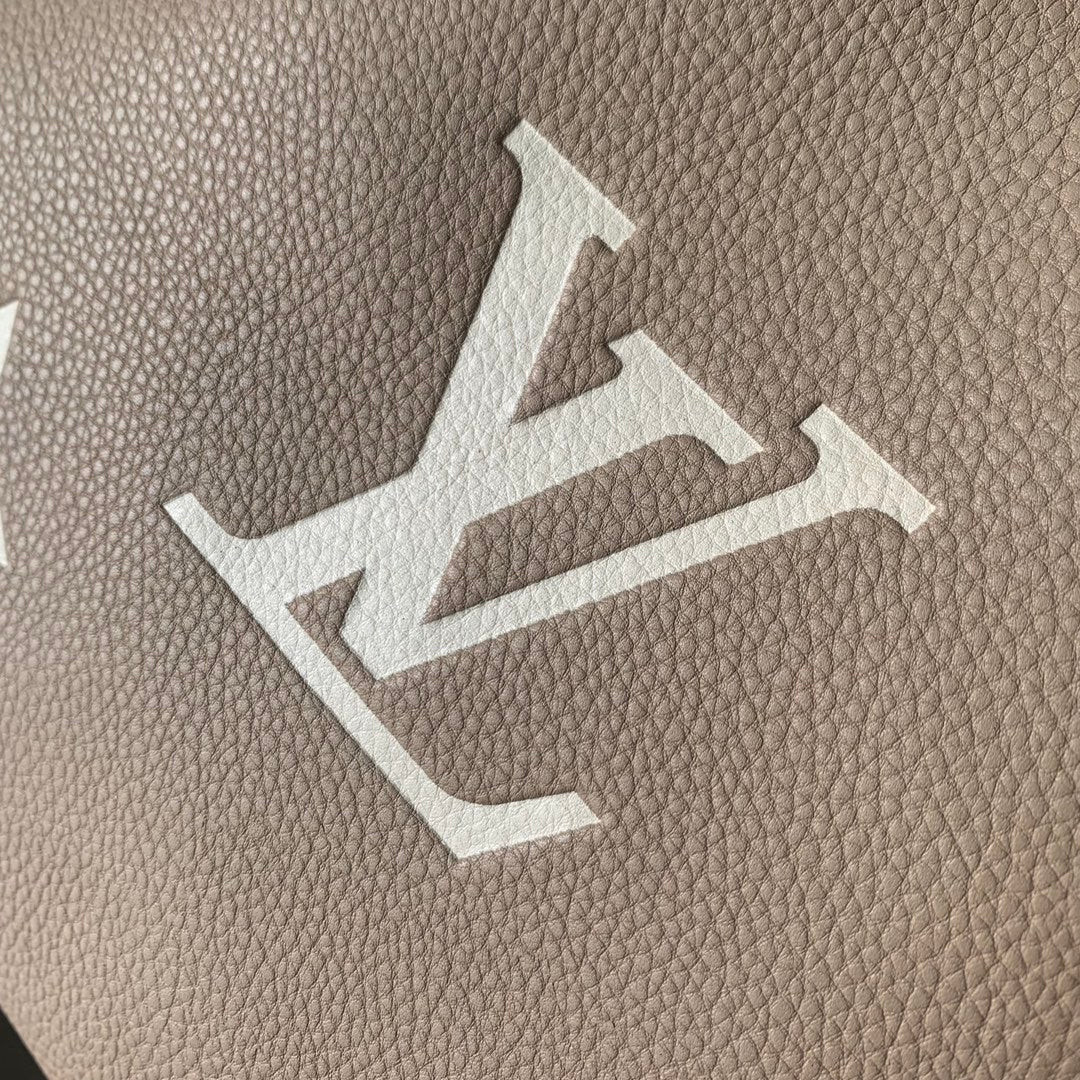 Louis Vuitton LV Bundle Bag M25453 - Default Title - View 9