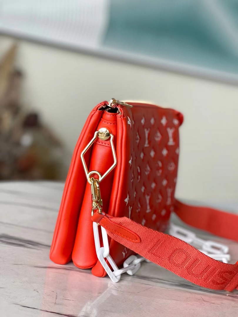 Louis Vuitton LV M20761 Coussin PM Handbags Red - Default Title - View 2