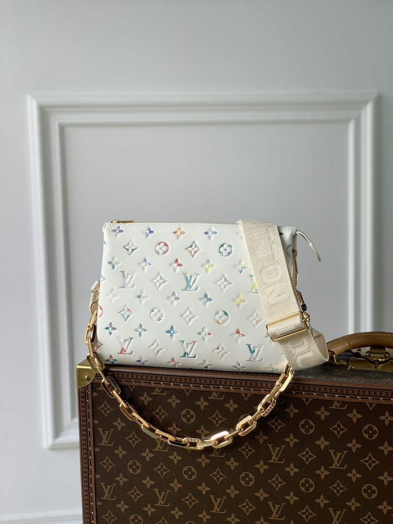 Louis Vuitton LV M21209 Coussin PM Handbags White