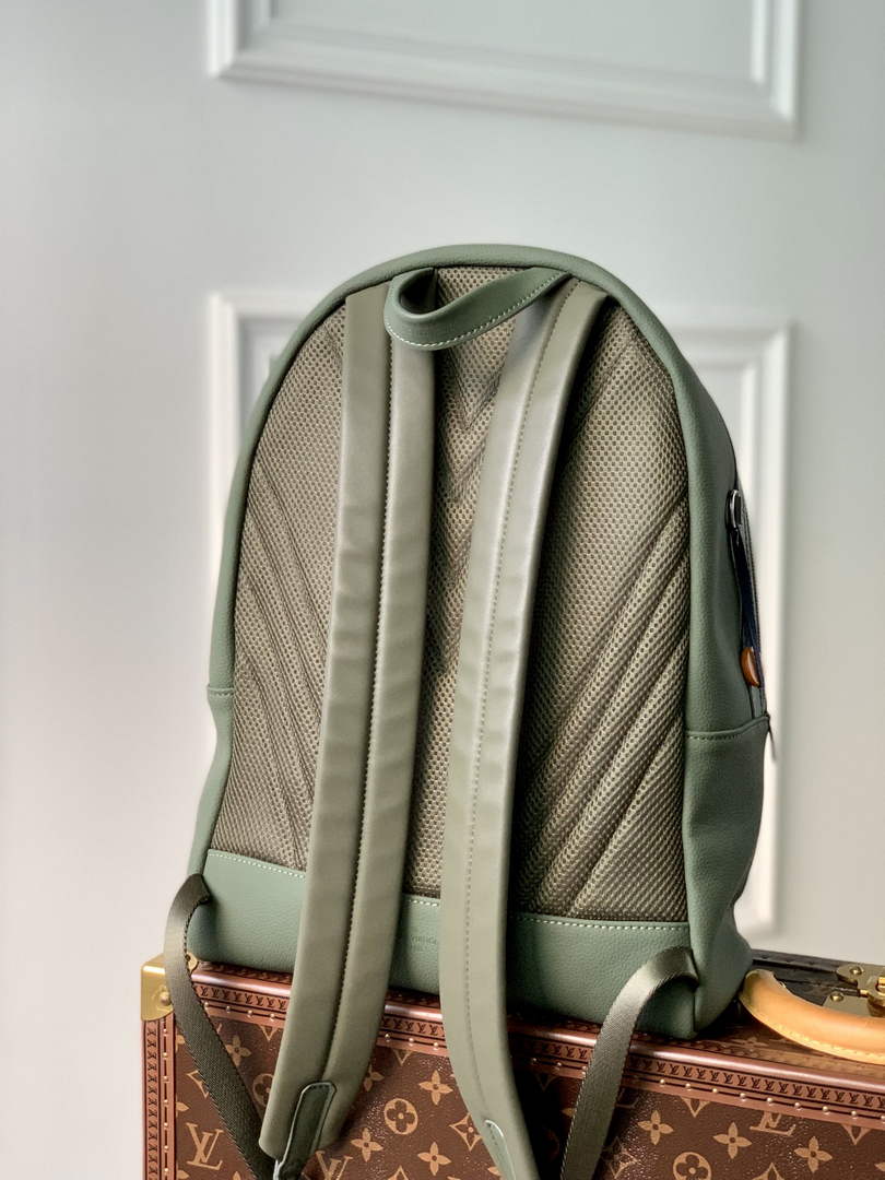 Louis Vuitton LV M21362 New Backpack Leather Khaki