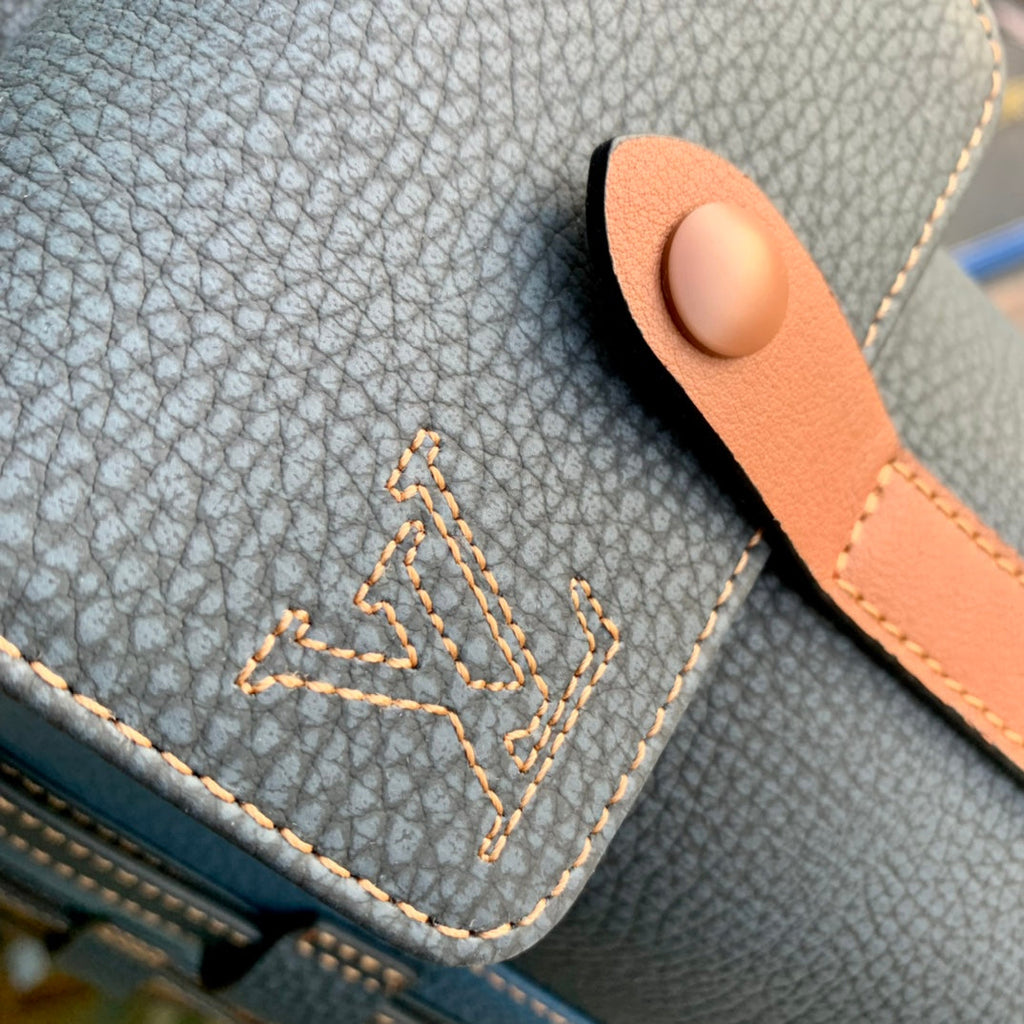 Louis Vuitton LV M21373 Christopher PM Leathers Denim Blue