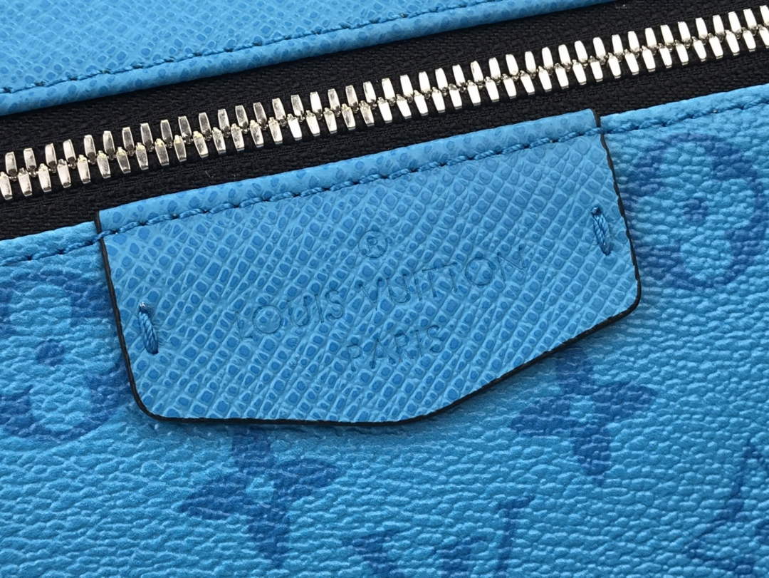 Louis Vuitton LV M30230 Discovery Backpack PM Monogram Blue