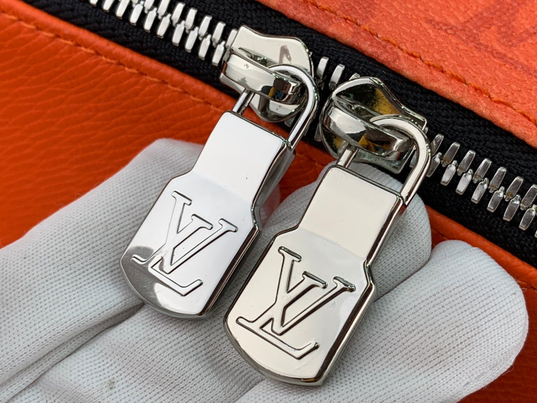 Louis Vuitton LV M30230 Discovery Backpack PM Monogram Orange