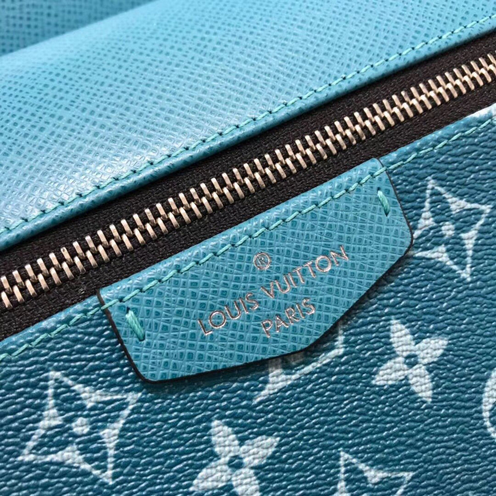 Louis Vuitton LV M30230 Discovery Backpack PM Monogram Green