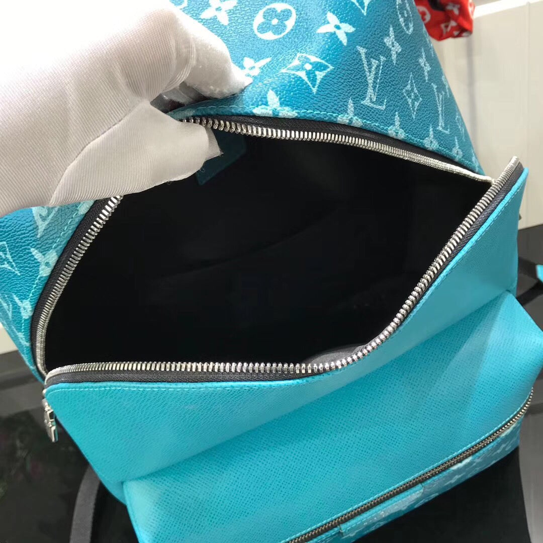 Louis Vuitton LV M30230 Discovery Backpack PM Monogram Green