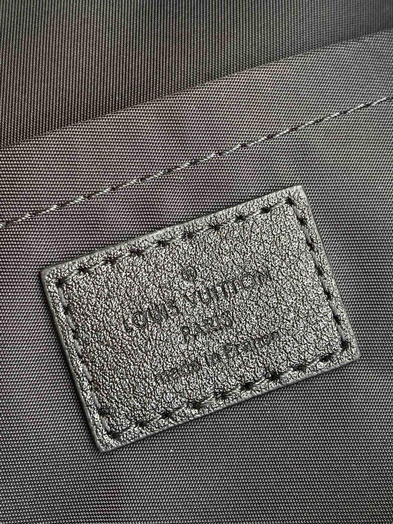 Louis Vuitton LV M41561 Palm Springs MM Monogram Canvas