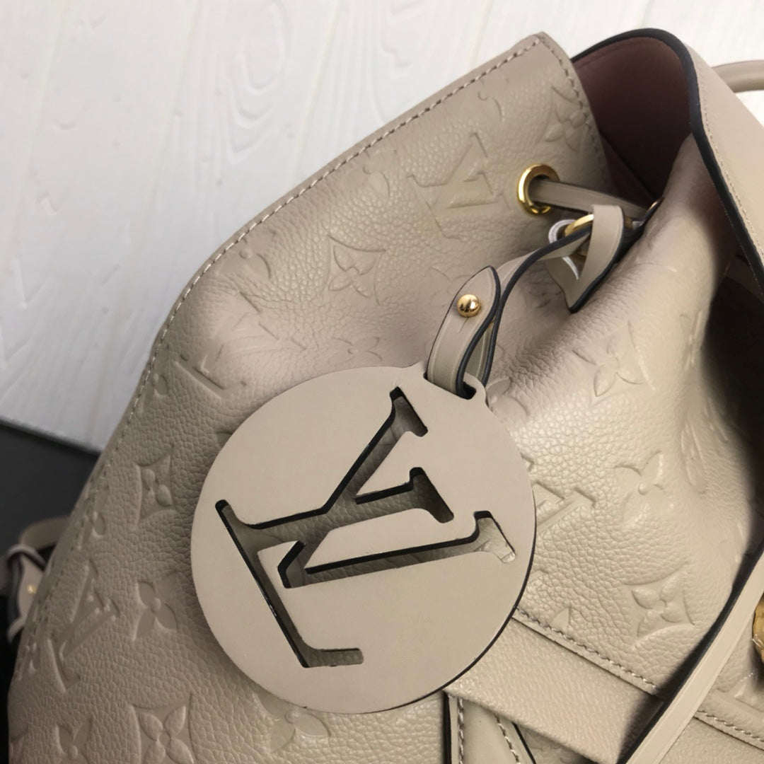 Louis Vuitton LV M45410 Montsouris Backpack Khaki