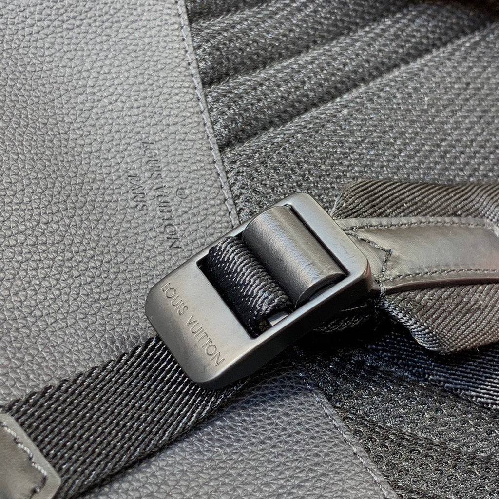 Louis Vuitton LV M57079 New Backpack Leather Black