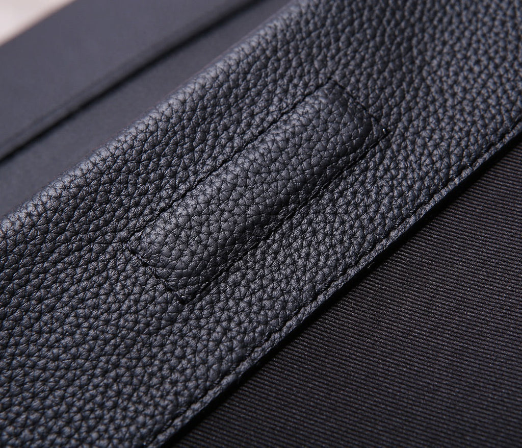 Louis Vuitton M57080 Aerogram Takeoff Messenger Bag Black