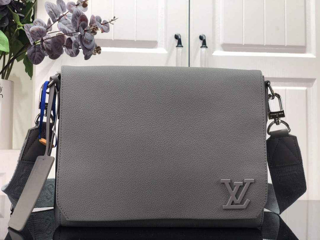 Louis Vuitton LV M57080 Aerogram Takeoff Messenger Bag Gray