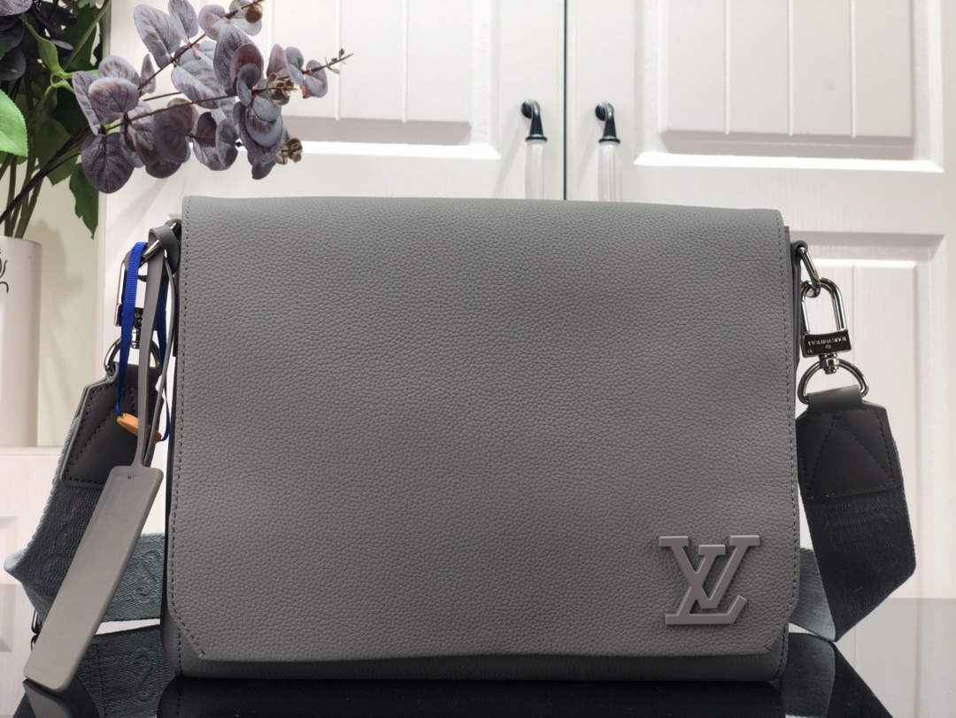 Louis Vuitton LV M57080 Aerogram Takeoff Messenger Bag Gray