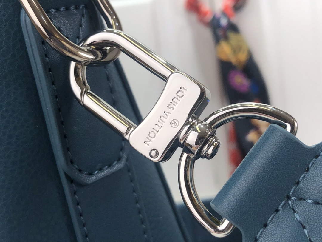 Louis Vuitton LV M57080 Aerogram Takeoff Messenger Bag Blue