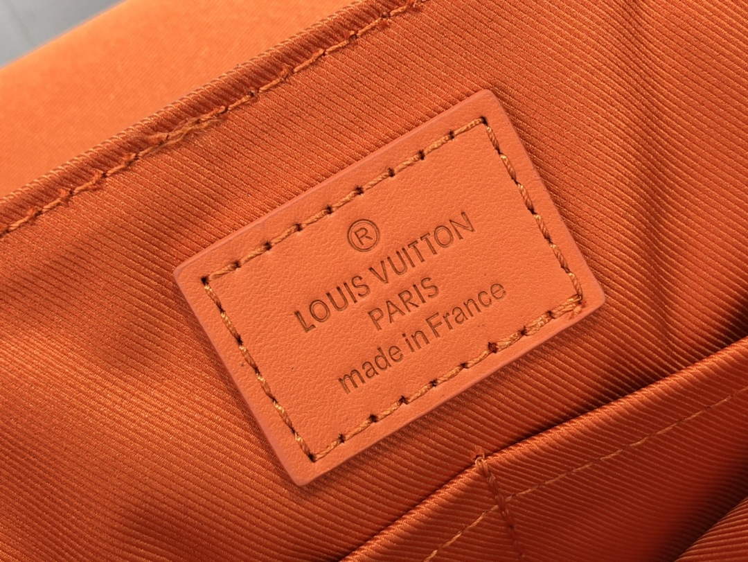 Louis Vuitton LV M57080 Aerogram Takeoff Messenger Bag Orange
