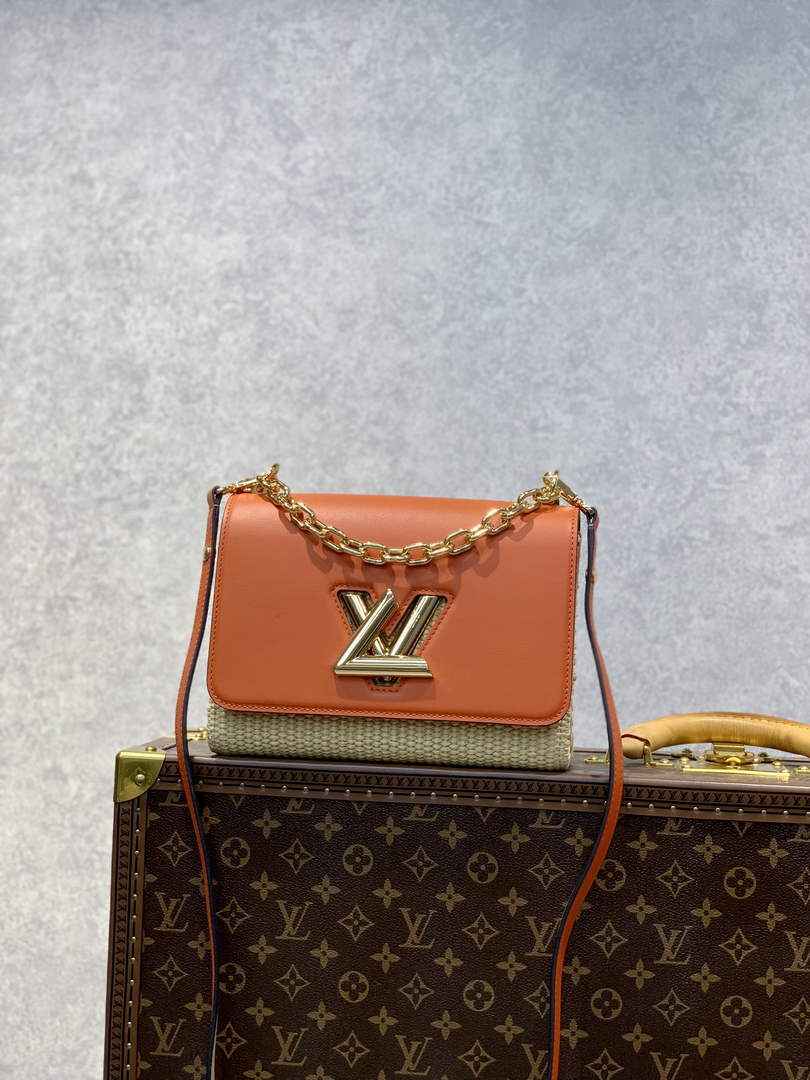 Louis Vuitton LV M57648 Twist MM Handbag Caramel