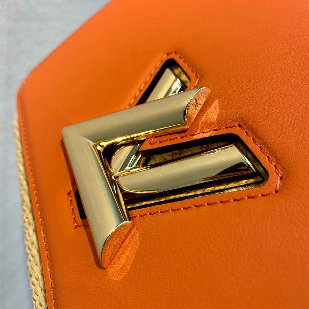 Louis Vuitton LV M57648 Twist MM Handbag Caramel
